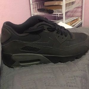 Nike Air maxes